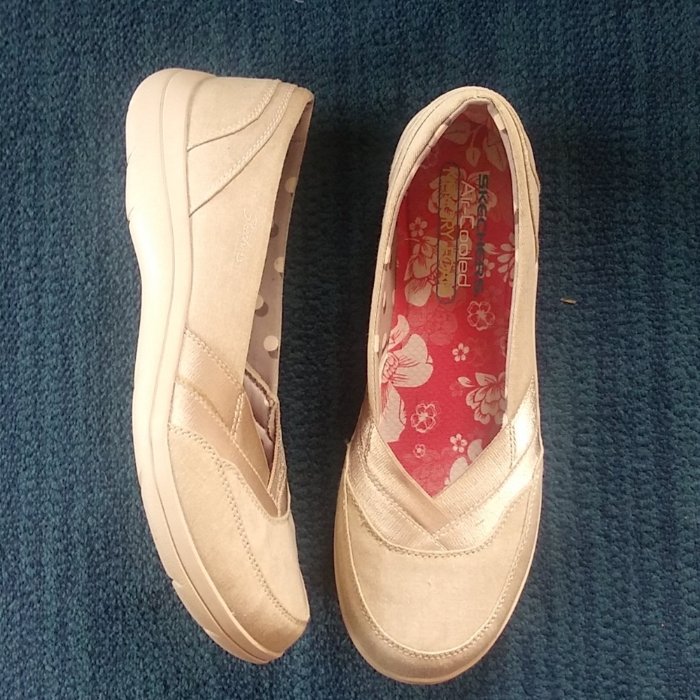 Skechers Air-Cooled Memory Foam Slip On Tan